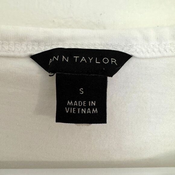 NWOT Ann Taylor Women's Size SMALL Floral Lace Layer Tee Color White 100% Cotton - Picture 3 of 6